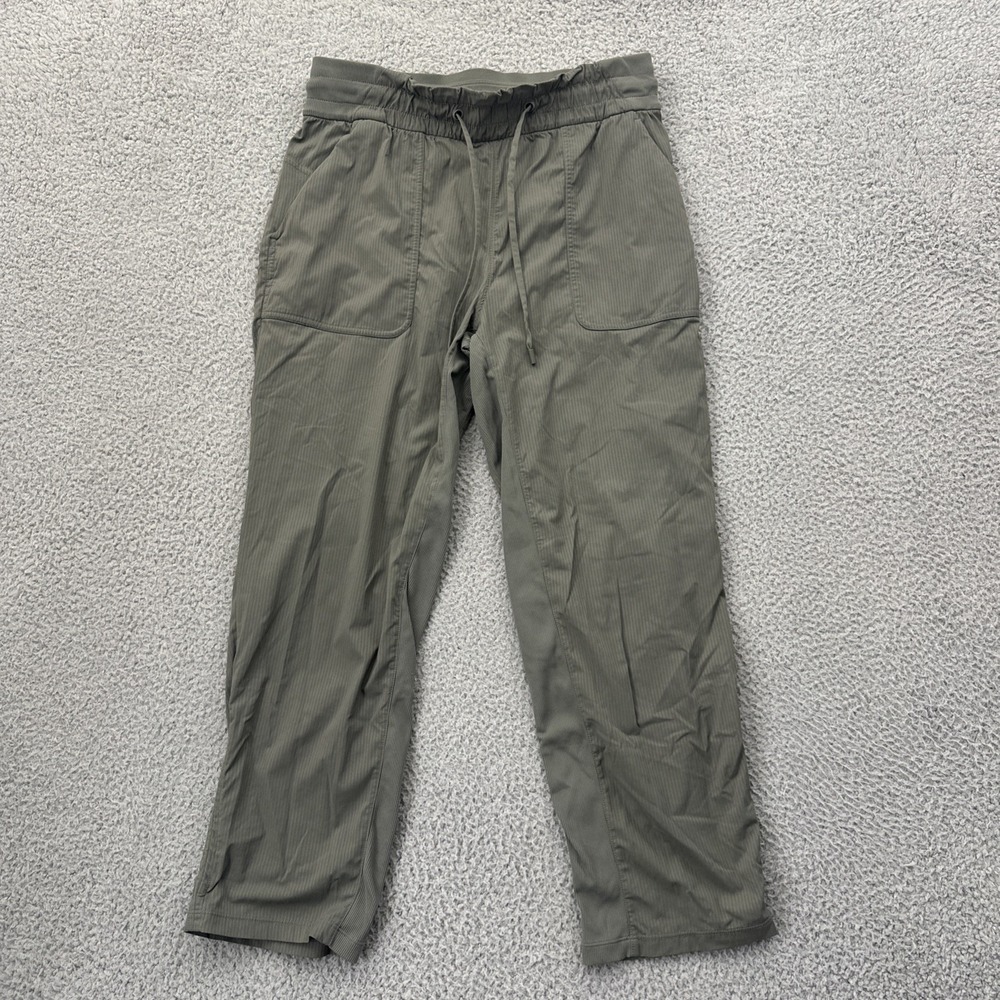 Lululemon Beyond The Studio Crop Pants Olive Green Athleisure Women's 8 x 25